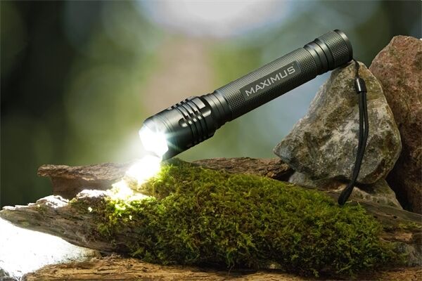  LED-Taschenlampe 10 W, 1200 Lumen