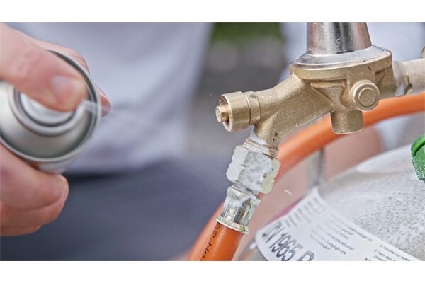  LS 110, Lecksuchspray Control Plus 1, 150 ml