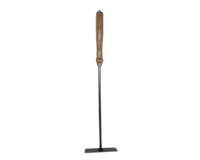 Feuerkratzer mit Holzgriff