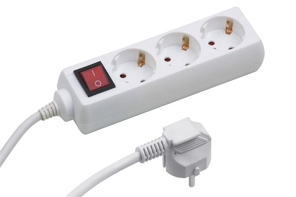  Steckdosenleiste, Schalter, 1,40 m, 3-fach